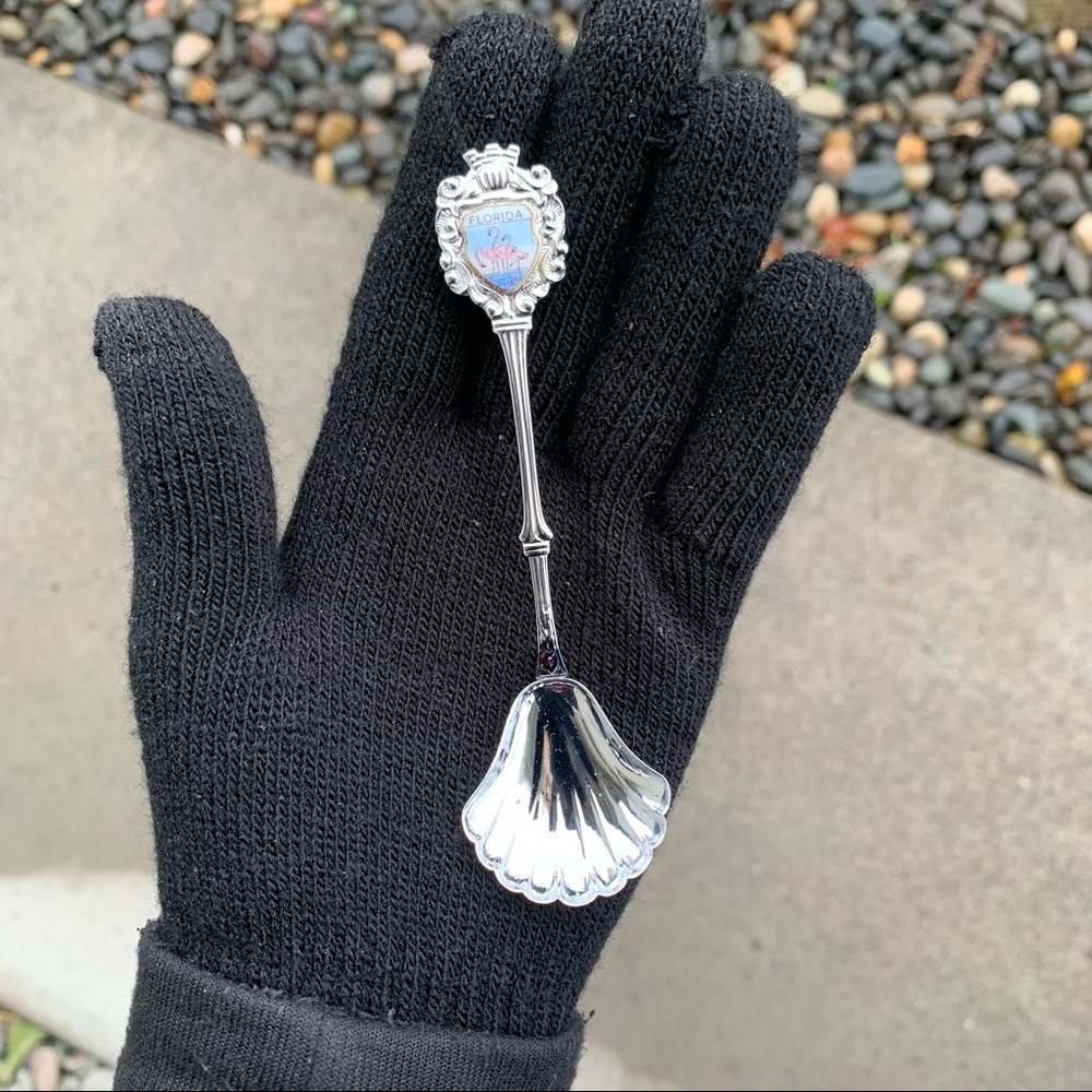 Vintage Souvenir Florida Shell Shape Spoon w/ Flamingo // Metal Material
